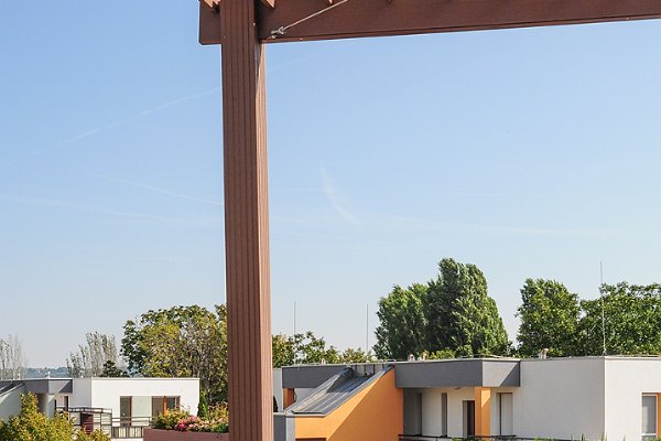   WPC Pergola mit Panorama